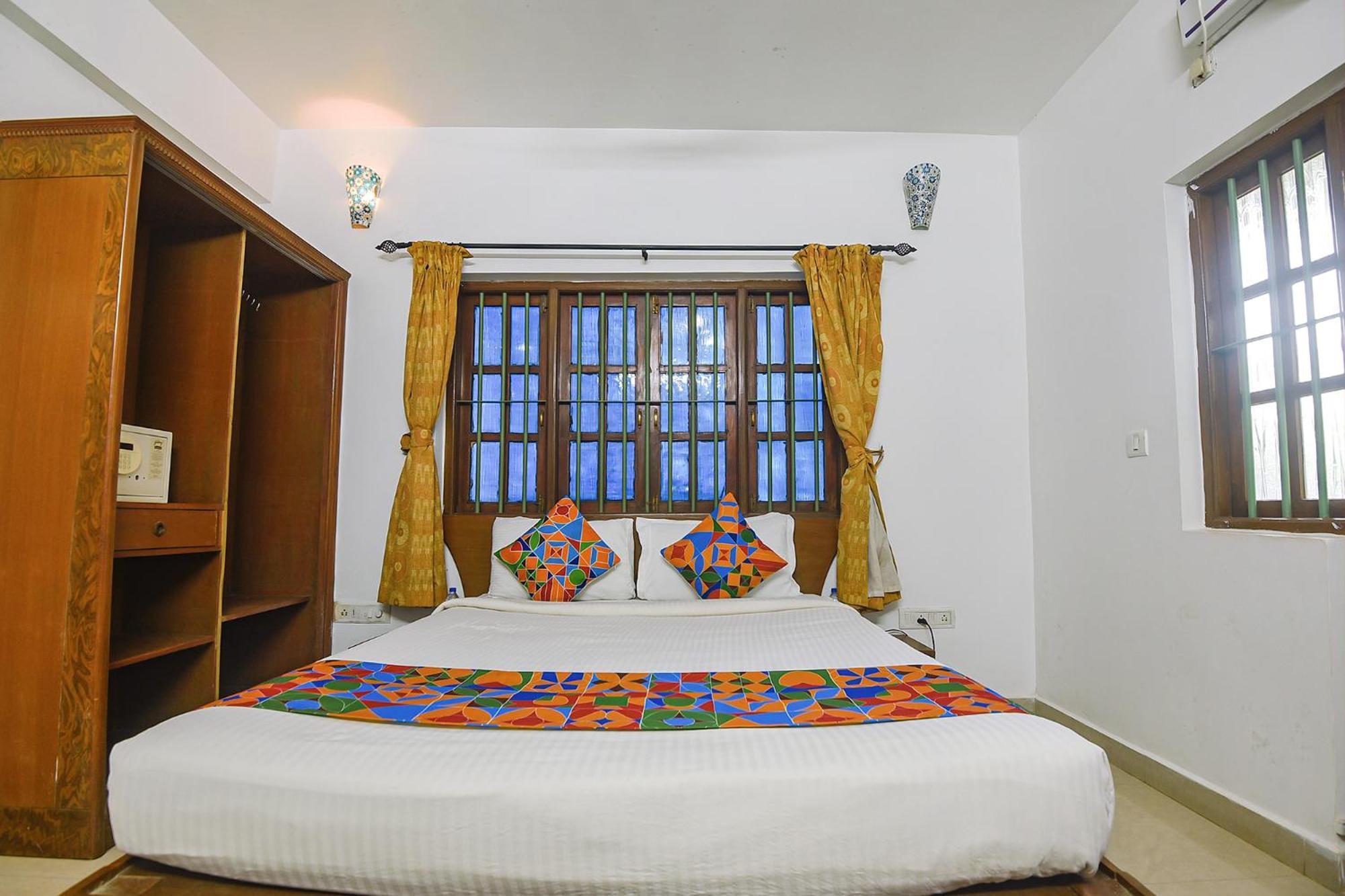 Fabexpress Stargaze Beach Anjuna Exterior foto