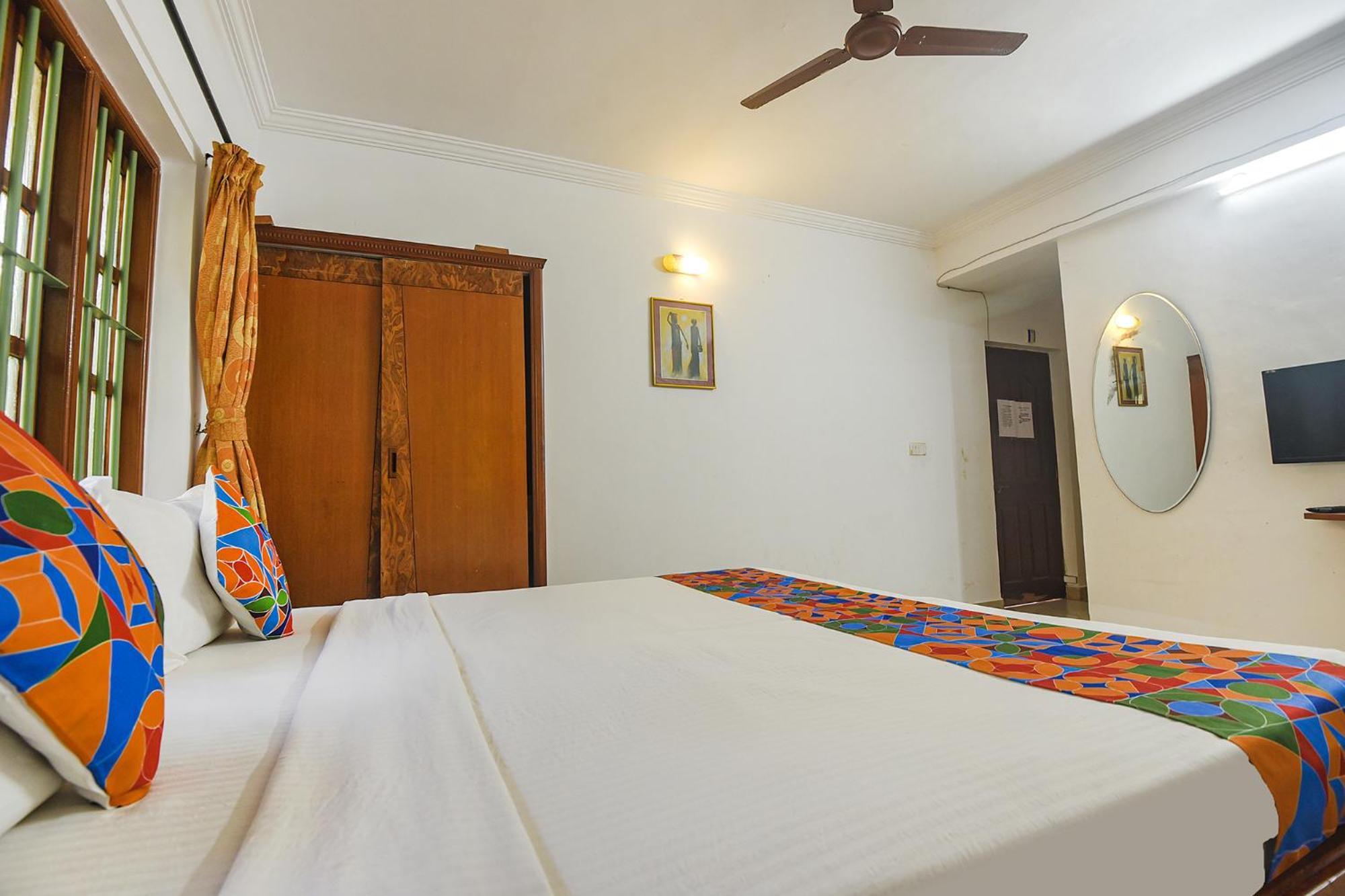 Fabexpress Stargaze Beach Anjuna Exterior foto