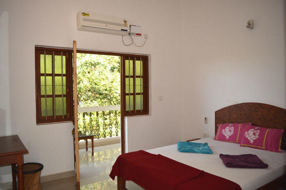 Fabexpress Stargaze Beach Anjuna Exterior foto